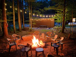 Luxe Lodge in the Woods! With Sauna & Hot tub - Image 4