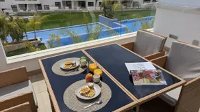 SUNNY HILLS rooftop apartment - Image 2