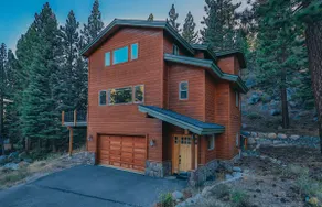 The Elevator House - Sleeps 10 - Image 5