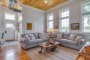 West Lafayette Home ~ 3 Mi to Purdue Campus! - Image 4
