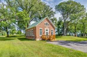 West Lafayette Home ~ 3 Mi to Purdue Campus! - Image 3