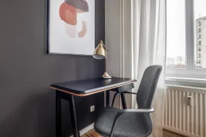 Next to KitKat! Huge 130sqm Apt in vibrant Mitte - Image 5