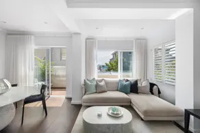 1BR Luxe Harbourside Living free parking - Image 5