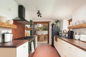 Beautiful Cottage nr Mendip Hills Private Parking - Image 4