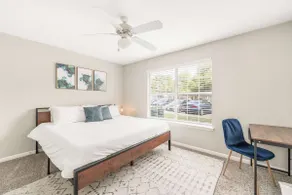 Bright 2BR King Suite w Gym& close to Downtown - Image 3