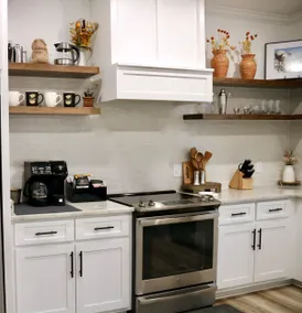 2BR Executive Home Near Merrill Steel - Image 3