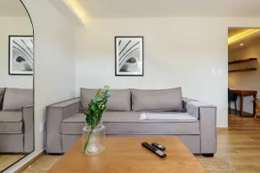 w* | Welcoming Loft w/ Modish Balcony in Colima - Image 5