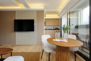 w* | Enchanting Loft w/ Exclusive Balcony in Colim - Image 4