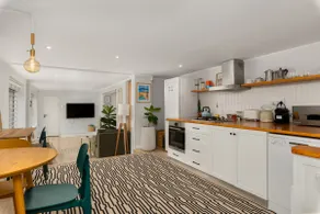 Cosy One Bed Table Mountain - Image 3