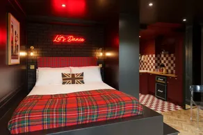 GuestReady - Trendy Studio in Iconic Camden - Image 5