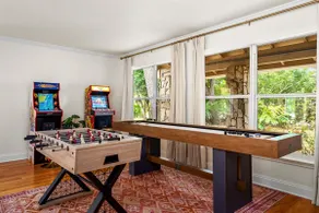Luxury 5BR w/ Pool, Spa & Game Room near AMI - Image 4