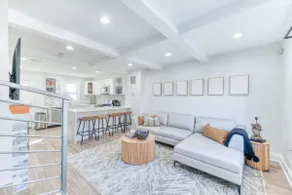 Group-Friendly DC Stay | 3BR + Free Parking - Image 2