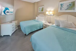 Direct Oceanfront w Nice Decor, Modern Low Floor - Image 4
