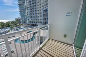 Direct Oceanfront w Nice Decor, Modern Low Floor - Image 5