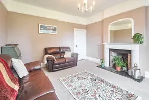 Host & Stay - The Beeches - Image 3