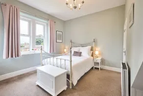Host & Stay - The Beeches - Image 3