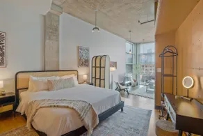 Business Ready Loft Near Downtown - Image 3
