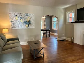 Palmetto 2 Bed Family House in Cincy near Hyde Park - Image 2