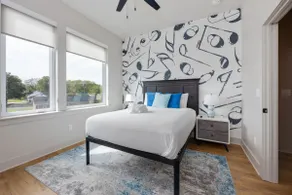 Music City Abode | Roof Lounge + Modern Design - Image 5