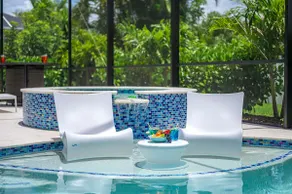 Margarita Ville - with Pool, Jacuzzi & Salt Water - Image 2