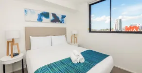 2 Bedroom Balcony Apartment @ Annexe Apartments - Image 4