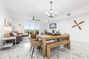 RIVER FLY IN: Coastal Penthouse, Panoramic Views - Image 5