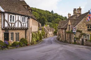 Luxury Cotswolds Cottage optional Hot Tub, Castle Combe - Image 2