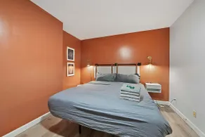 The Luxe Pearl Residences 870-5 - Image 3
