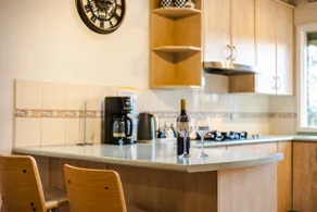 StayAU Stunning Villa near Wildlife Park - Image 5