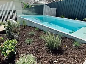 Luxury Retreat w/ Heated Pool 200m to Beach & CC - Image 4