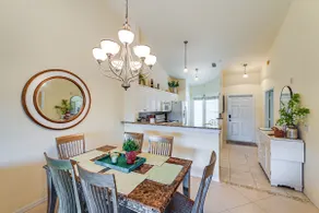 Naples Condo 10 Mi to Beach: Pool & Hot Tub Access - Image 2