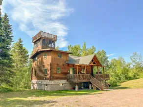 Eagles Nest: An awe-inspiring log home in Tofte,MN - Image 3