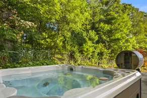 Maison de vacances avec barbecue, jardin et jacuzzi | Vue montagne - Image 4