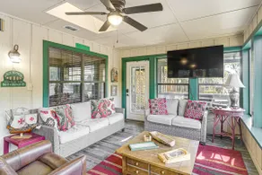 Lakefront Home: Deck, Grills & Fire Pit in Karnack - Image 3