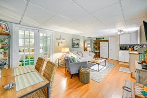 Pet-friendly Apt w/ Hot Tub Near the Hamptons! - Image 4