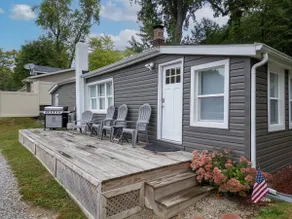 Edgewater Escape- Portage Lake View & Fireplace - Image 2