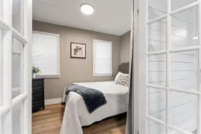 Edgewater Escape- Portage Lake View & Fireplace - Image 4