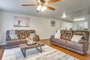 4 Mi to Gaylord Family Stadium: Norman Home - Image 5