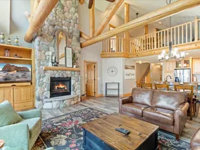 Lakefront Townhome | 6BR | Man Cave + Lake Views - Image 5