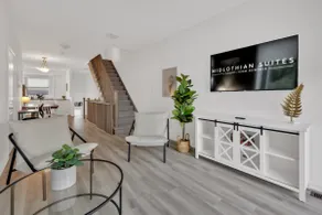 Modern Gem| 2026 FIFA - 40 Mins to BMO Field | THH - Image 2