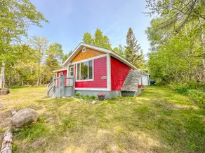Northern Lights Cottage in Grand Marais, Minnesota - Image 3
