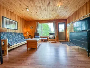 Northern Lights Cottage in Grand Marais, Minnesota - Image 4
