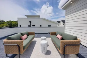 Dolly’s Daydream #5-Rooftop Deck-Sleeps 8 - Image 5