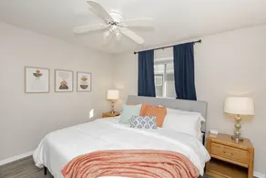 NEW Cozy 2-bedroom, sleeps 6! - Image 2