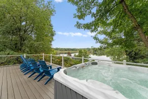 Lakefront Portage Lakes Home w/ hot tub - Image 2