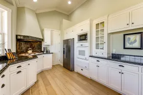 Paso Robles Gem w/ On-site Vineyard: Pets Welcome! - Image 3
