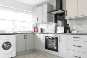 Caledonia Luxe Stays Short Lets Agency Livingston - Image 3