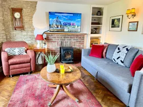 2-Bedroom Swan Cottage, Canal View, Parking,Oxford - Image 3