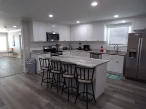 Affordable Coastal Cottage with pool close to everything!  - Image 4