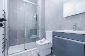 Elysee Suites - Modern 1 Bed Flat in Southport - Image 5